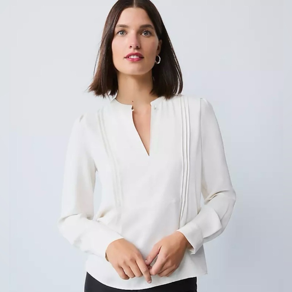 NWT Ann Taylor White Mixed Media Pintuck Blouse/Top Size M